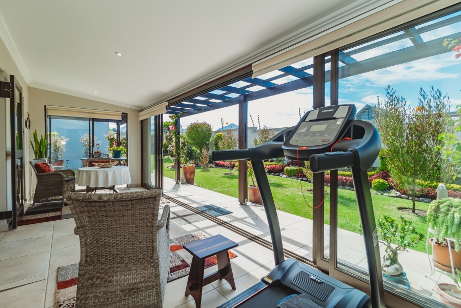 3 Bedroom Property for Sale in Kraaibosch Country Estate Western Cape